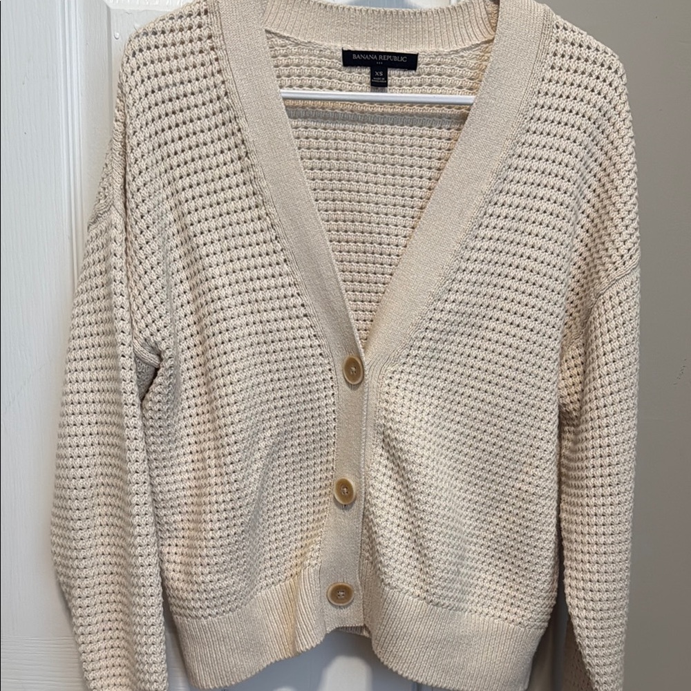 Banana Republic Beige Open Knit V-neck Cardigan XS